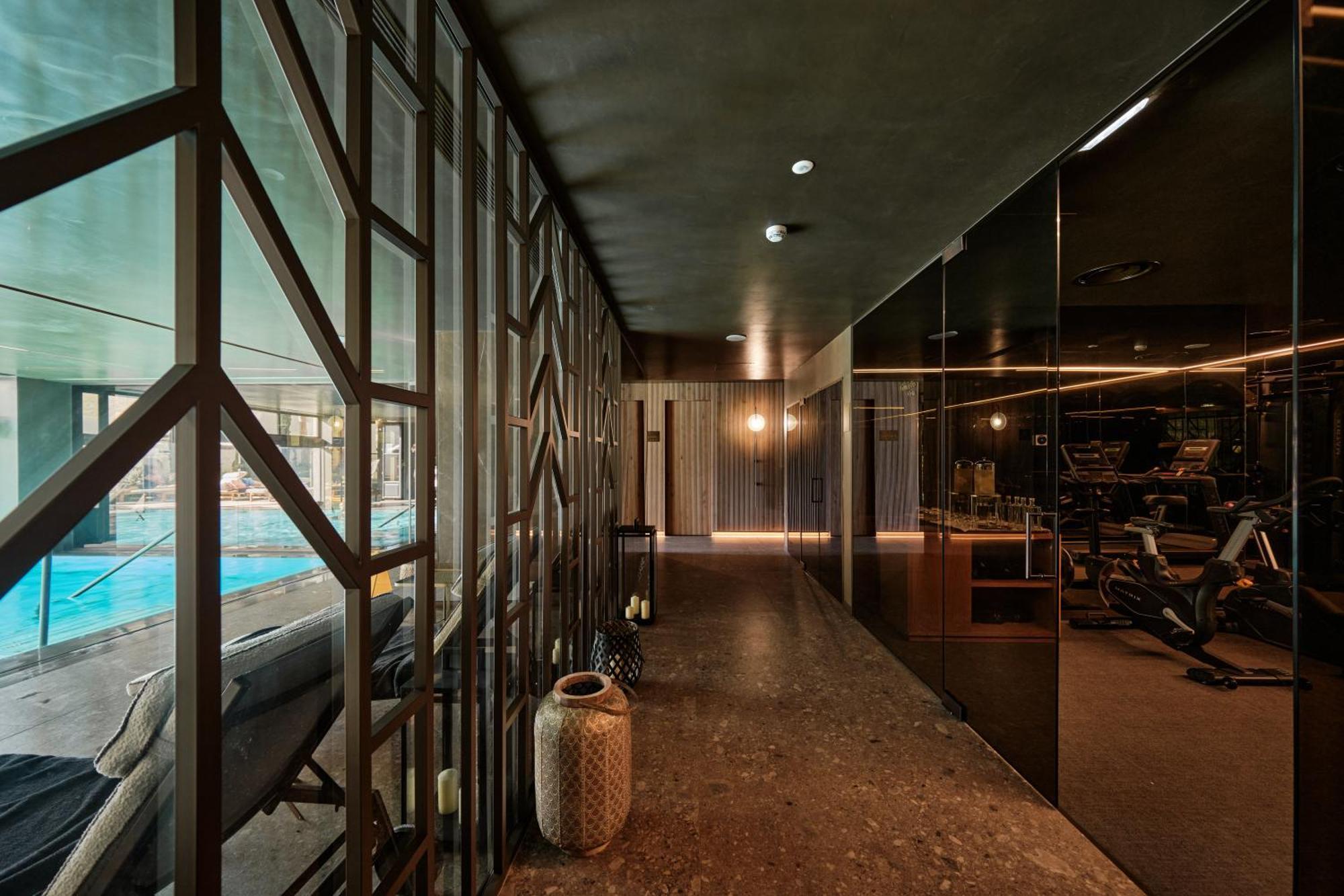Ga Palace Hotel & Spa, A Xixth-Century Villa OOporto Extérieur photo The gym at The Standard East Village