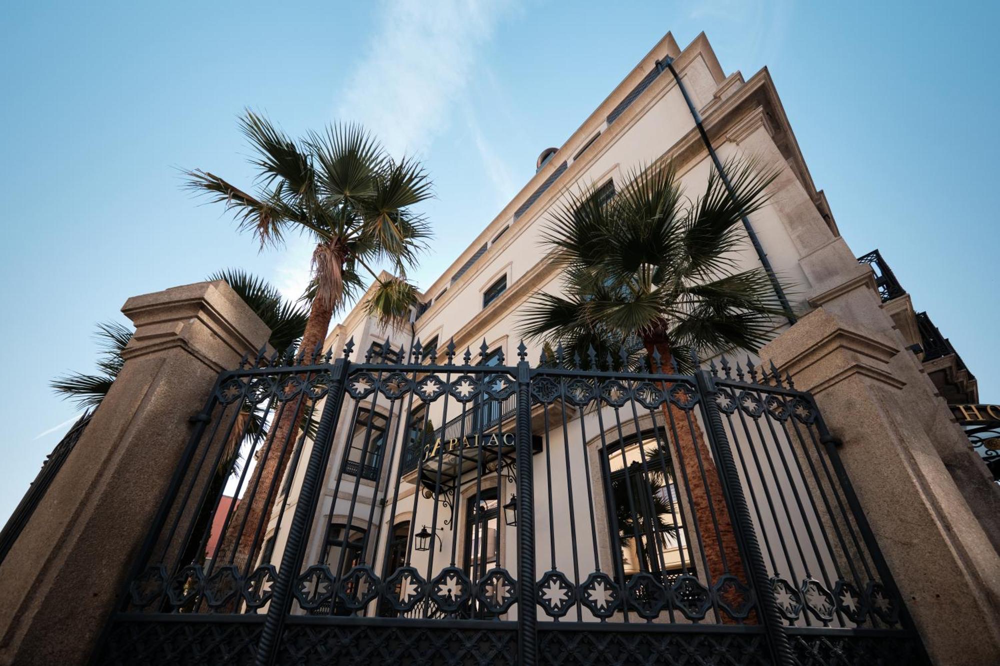 Ga Palace Hotel & Spa, A Xixth-Century Villa OOporto Extérieur photo The main entrance of the museum